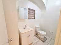 House 3005397052