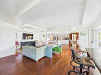 House 3007008709