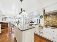 House 3007008725