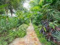 House 3004398455