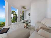House 3005389158