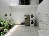 House 3005393818