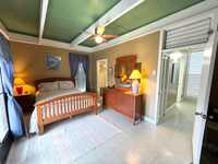 House 3005393908