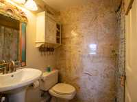 House 3010693681
