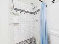 House 3010694618