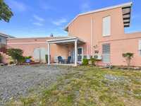 House 3010694977
