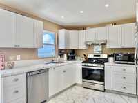House 3013281695