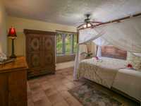 House 3018698800