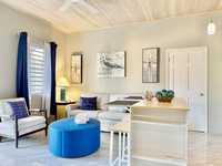 House 3018701555