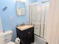 House 3020703353