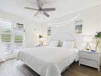 House 3020703827
