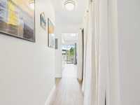 House 3020703994