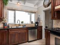 House 3020705853