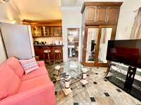 House 3020706244