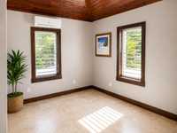 House 3023130975