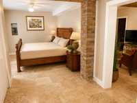 House 3023130989