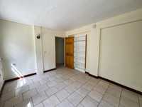 House 3024204570