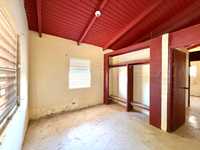 House 3024205710