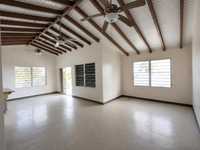 House 3025920964