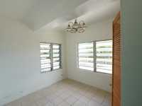 House 3025921121