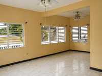 House 3025921170