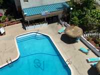 House 3025921737