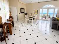 House 3027720064