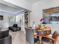 House 3038884446