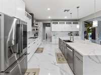 House 3082809556