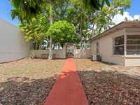 House 3093996725