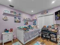 House 3100570870