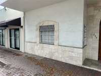 House 3104367972