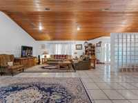 House 3114602406