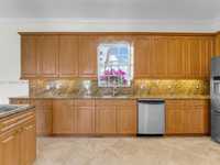 House 3119958040