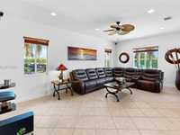 House 3138027905