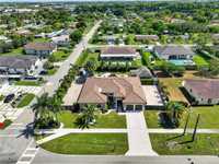 House 3138027995