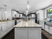 House 3175307781