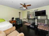 House 3175307822