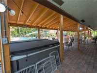 House 3175307940