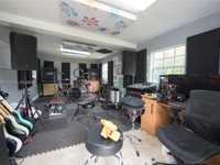 House 3175308003