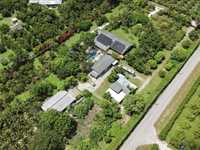 House 3175308072