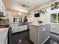 House 3170917388