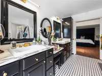 House 3170917403