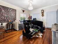 House 3170917418