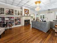 House 3170917368