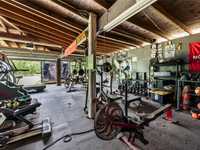 House 3170917521