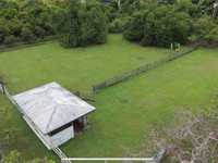 House 3170917592