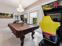 House 3170917374