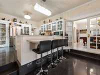 House 3170917376