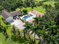 House 3173662949